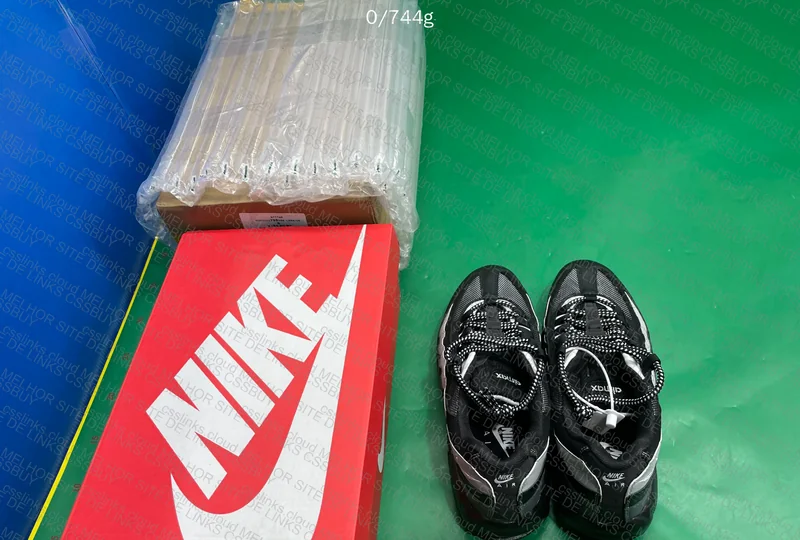 Air Max 95 Black Grey 2