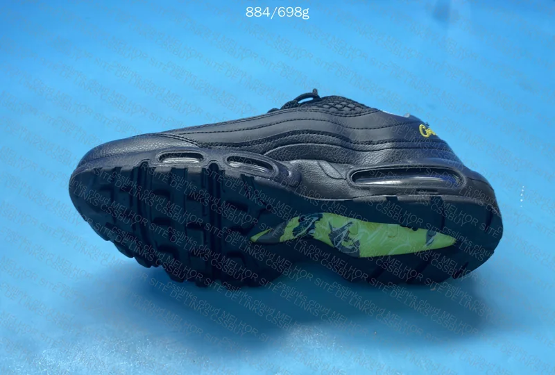 Air Max 95 Black Honey 6