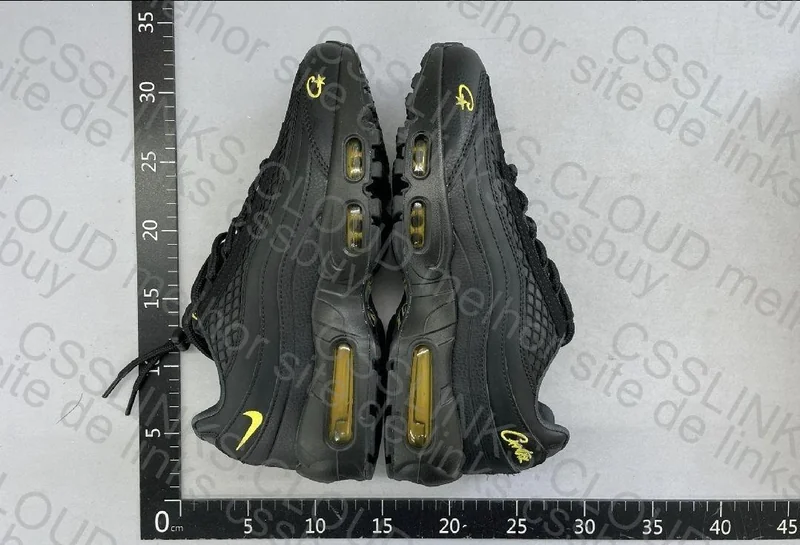 Air Max 95 Black Honey 4