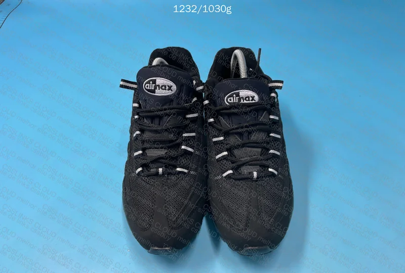 Air Max 95 Black White