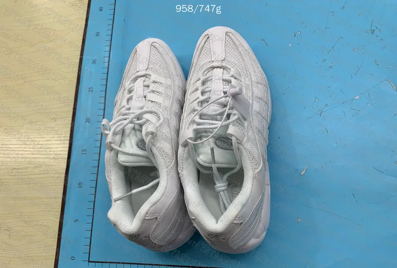 Air Max 95 White 3