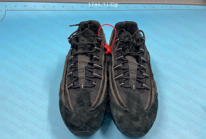 Air Max 95 - CDG 3