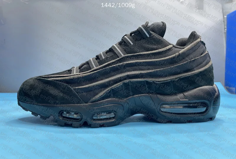 Air Max 95 CDG 3