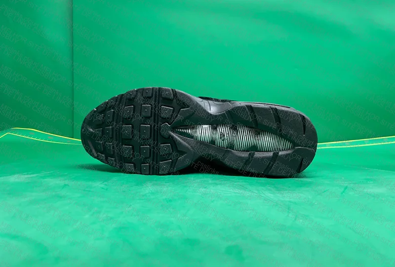 Air Max 95 CDG 8