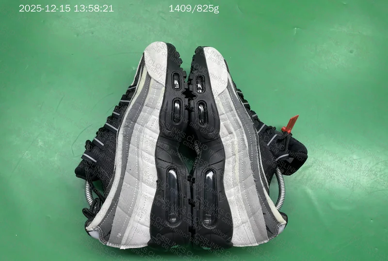 Air Max 95 CDG 7