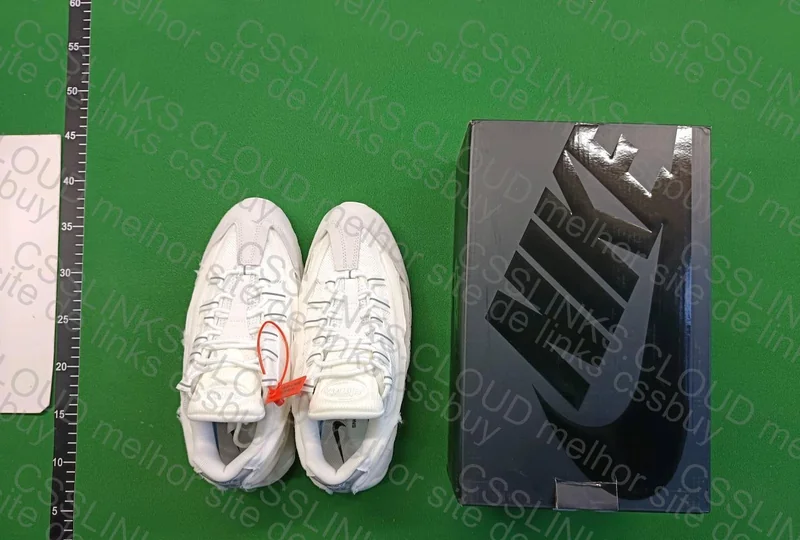 Air Max 95 CDG 3