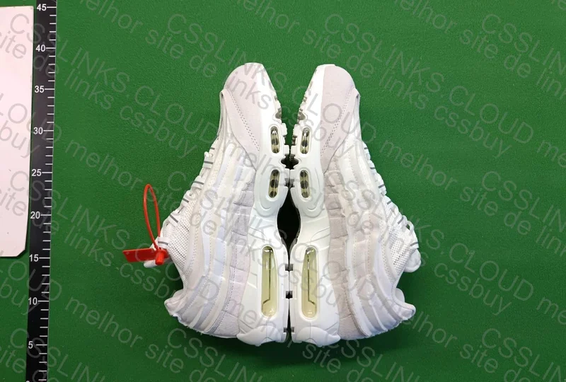 Air Max 95 CDG 6