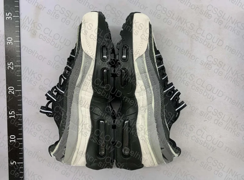 Air Max 95 CDG 4