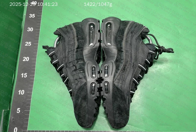 Air Max 95 CDG Black GX 3