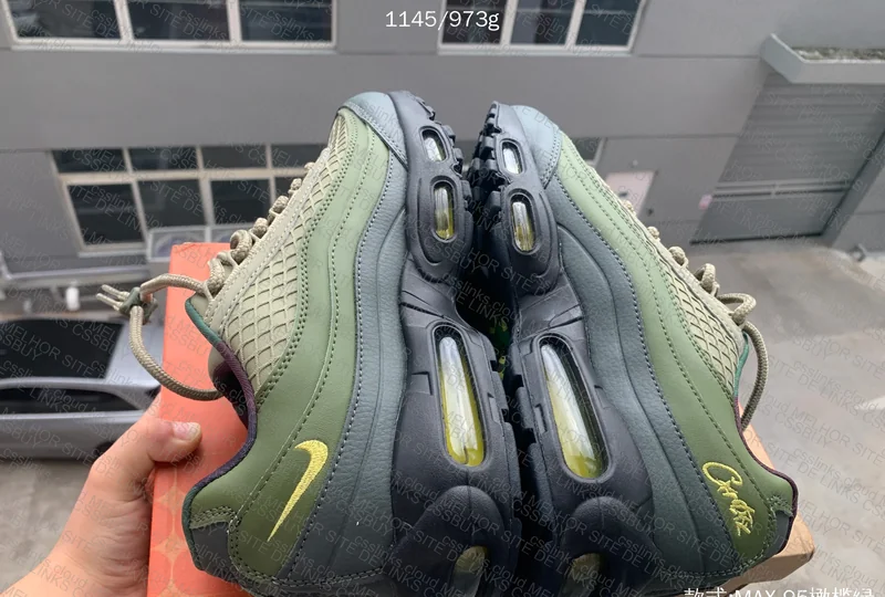 Air Max 95 Corteiz Gutta Green x Dunk Panda 4