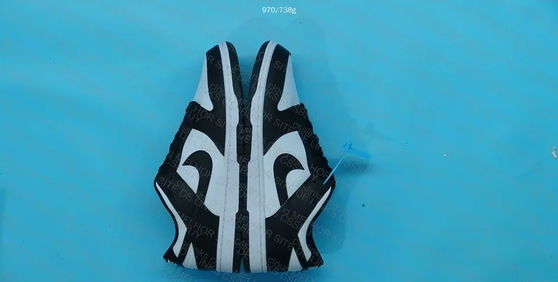 Air Max 95 Corteiz Gutta Green x Dunk Panda 6