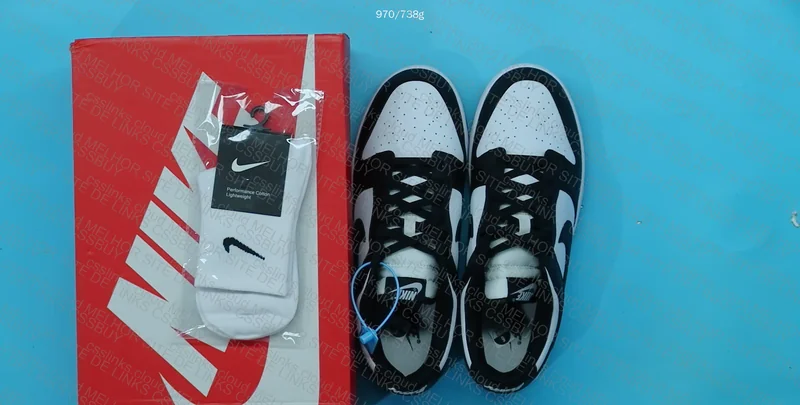 Air Max 95 Corteiz Gutta Green x Dunk Panda 7