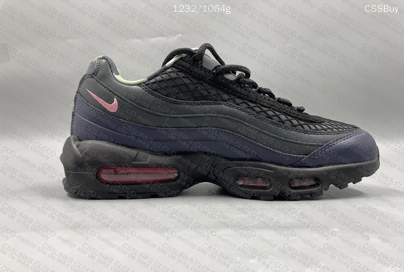 Air Max 95 Corteiz Pink 4