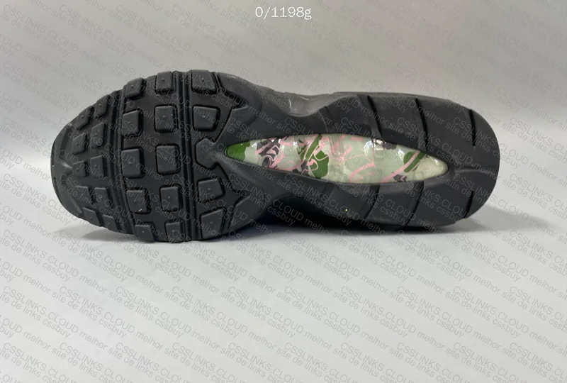 Air Max 95 Corteiz Pink Beam 9