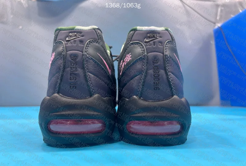 Air Max 95 Corteiz Pink Beam 4