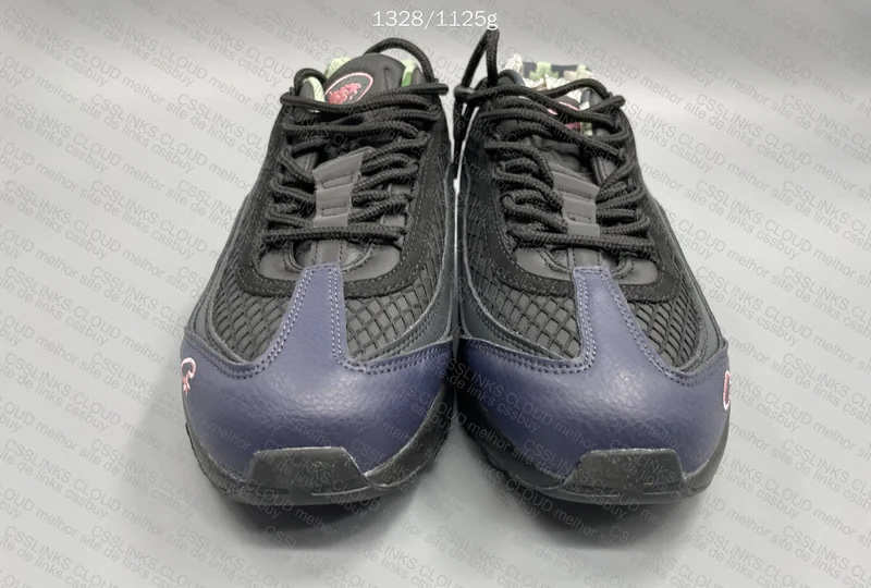 Air Max 95 Corteiz Pink Bean 2