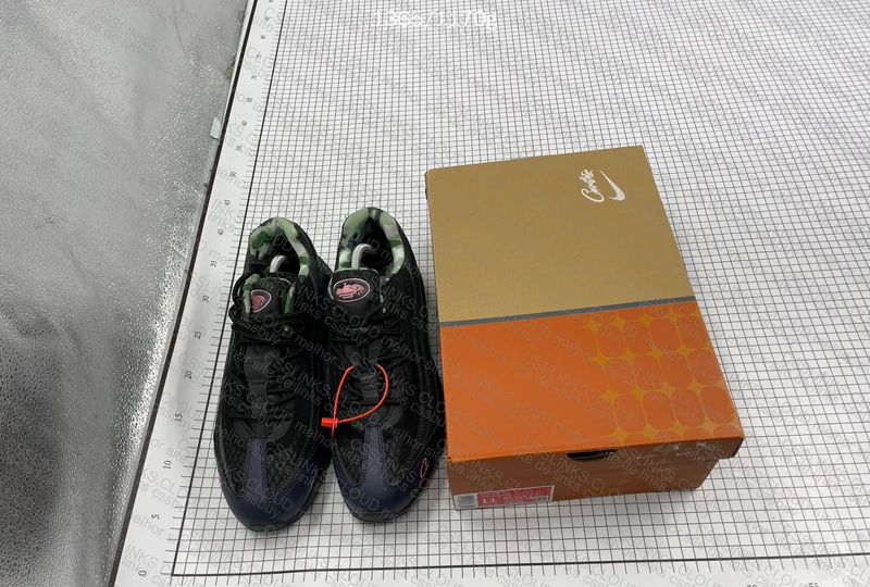 Air Max 95 Corteiz Pink Bean 5