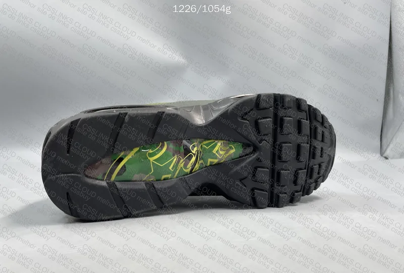 Air Max 95 Corteiz Pine Green 5