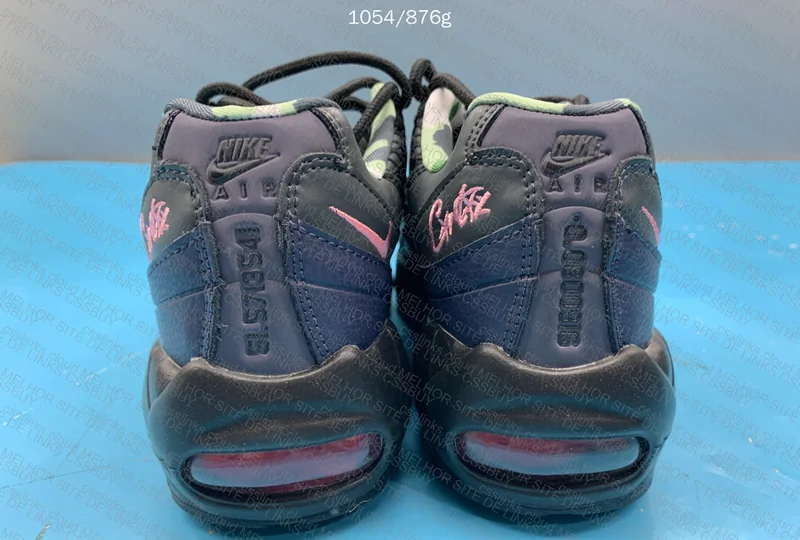 Air Max 95 Corteiz Rosa 3