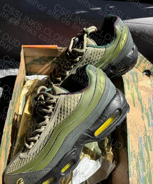 Air Max 95 CRTZ Gutta Green 6
