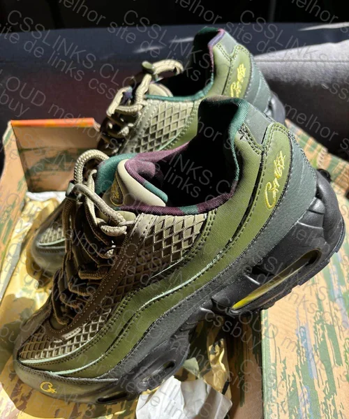 Air Max 95 CRTZ Gutta Green 8