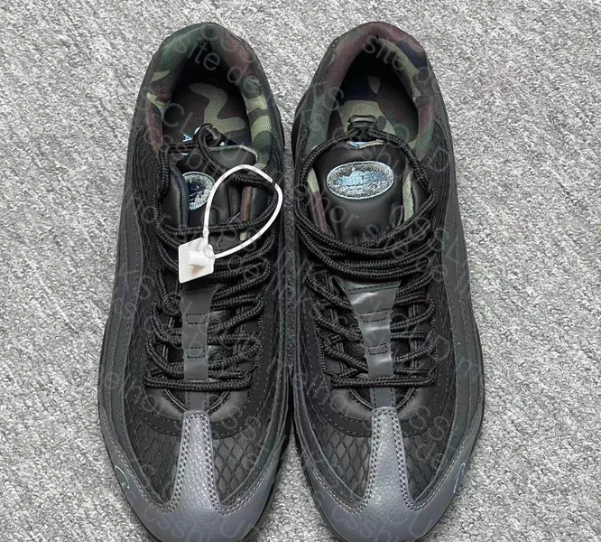 Air Max 95 CRTZ (OvO) 3