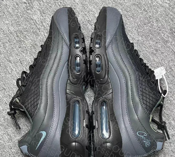 Air Max 95 CRTZ (OvO) 4