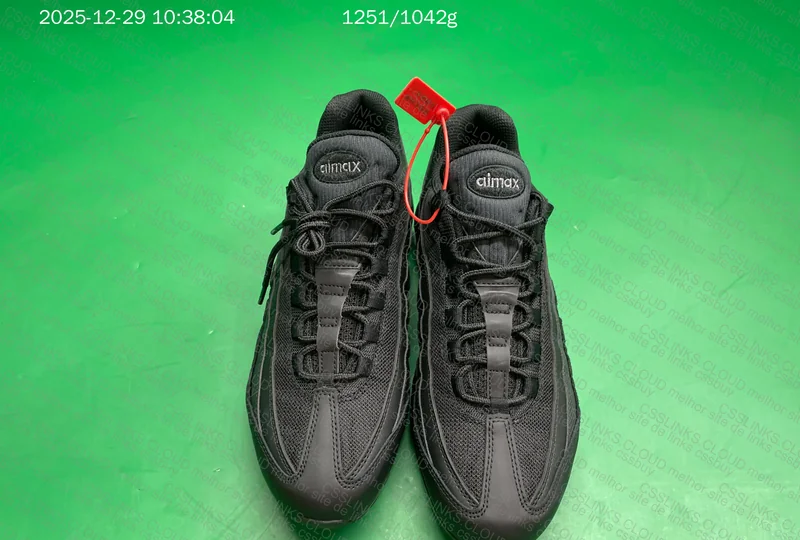 Air Max 95 Essential 7