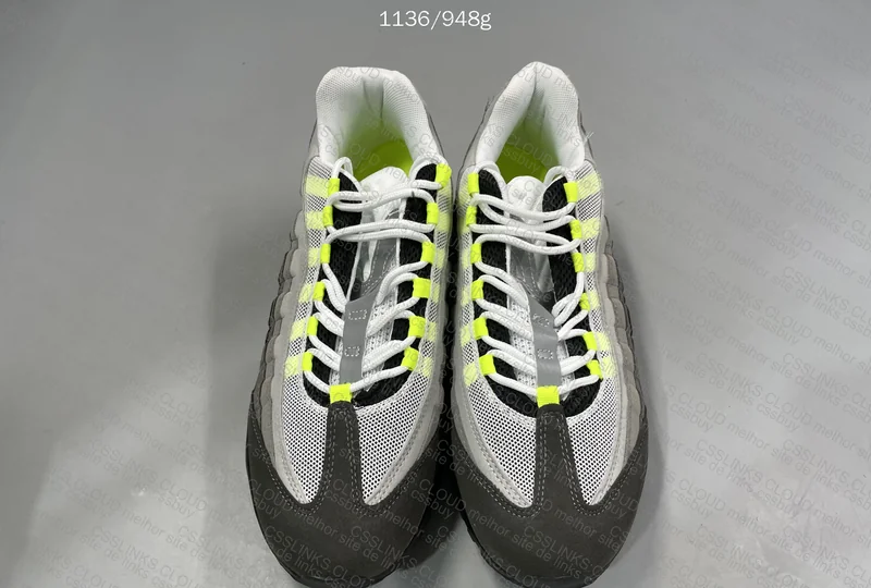 Air Max 95 (GL or RL) Slightly Wrinkled 2