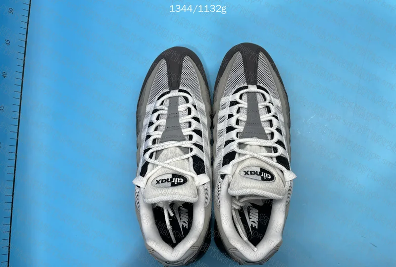 Air Max 95 Gray Gradient 2
