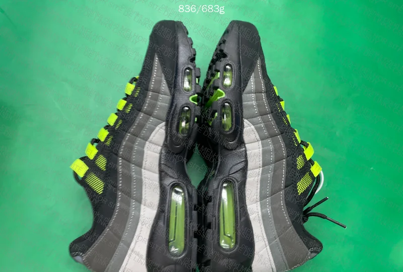 Air Max 95 Green Black 3