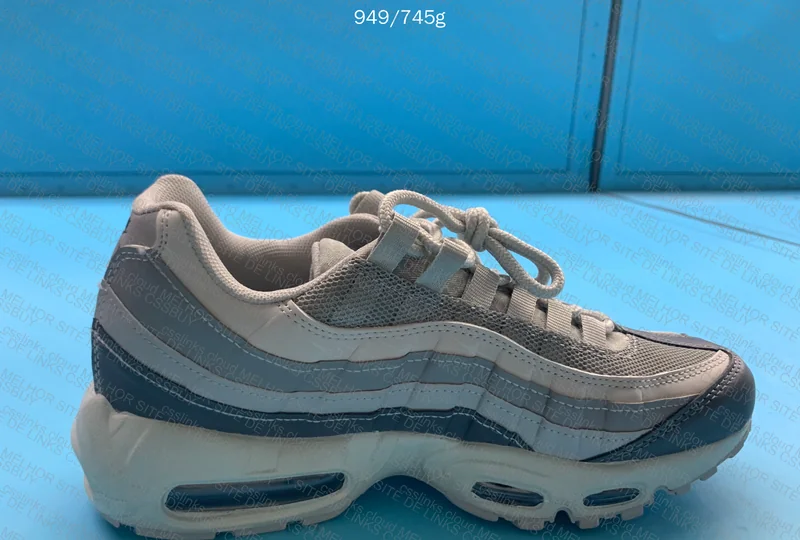 Air Max 95 Grey Light Green Gradient 6