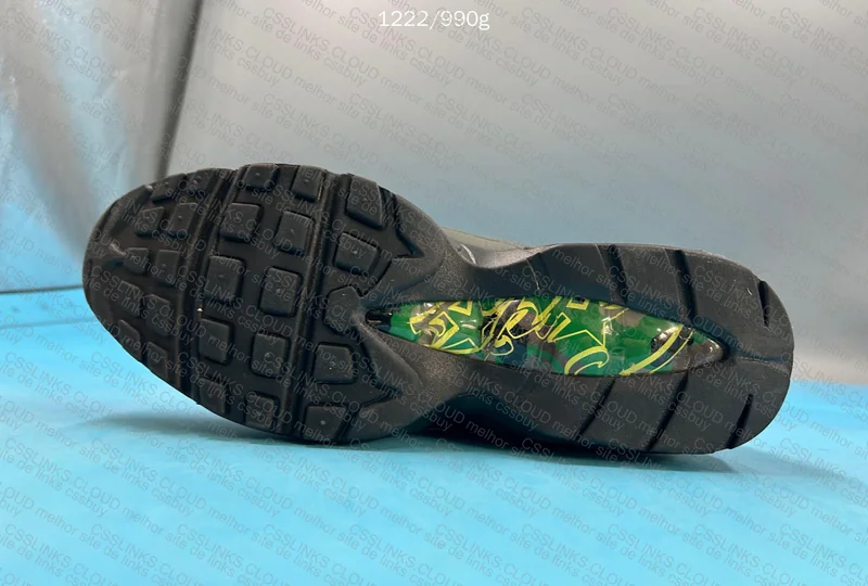Air Max 95 Gutta Green 7