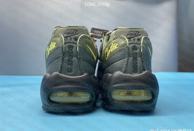 Air Max 95 Gutta Green 3