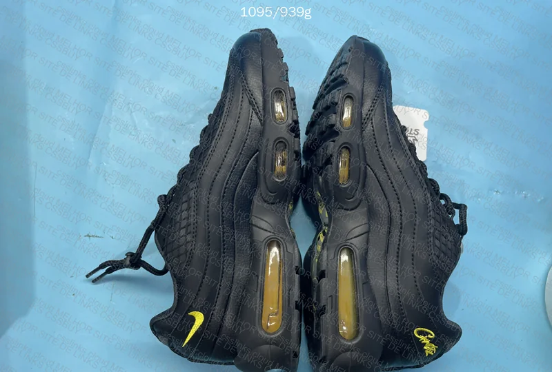 Air Max 95 Honey Black 3