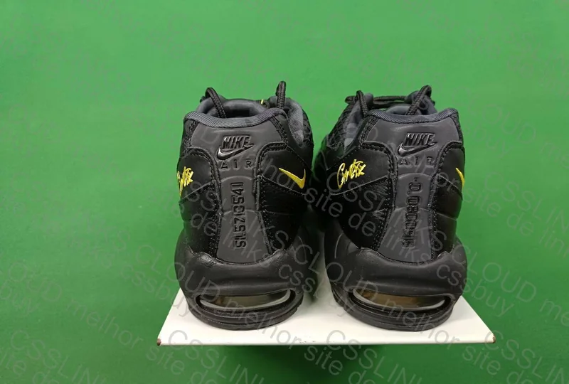 Air Max 95 Honey Black 3