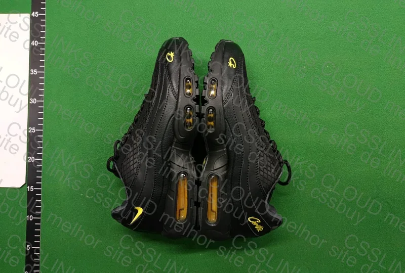 Air Max 95 Honey Black 5