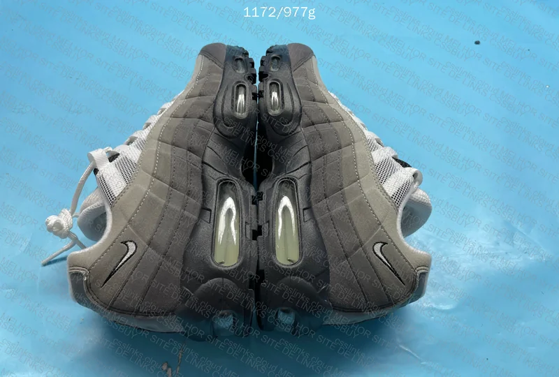 Air Max 95 Jewel Cool Grey 3