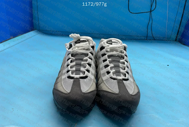 Air Max 95 Jewel Cool Grey 4