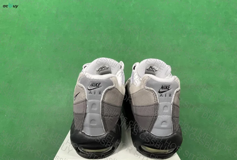 Air Max 95 Jewel Grey 6