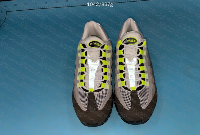 Air Max 95 'Neon' 7