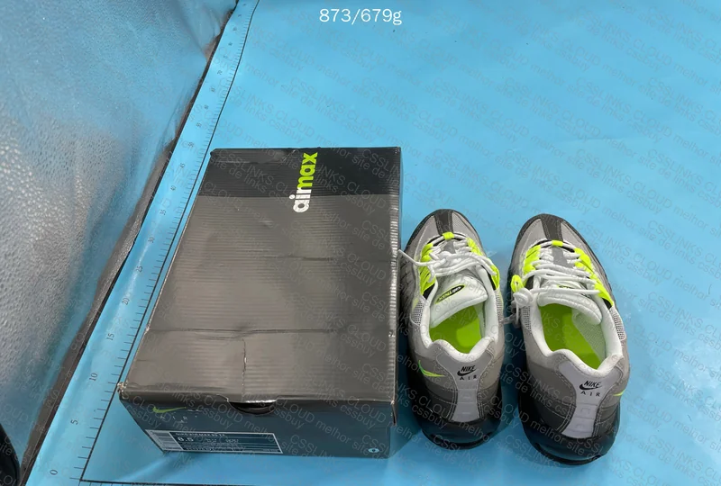 Air Max 95 Neon 9