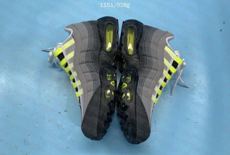 Air Max 95 'Neon' 6