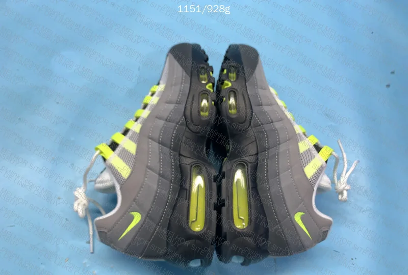 Air Max 95 'Neon' 7