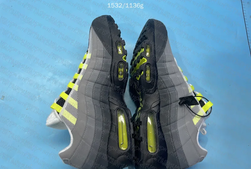Air Max 95 Neon 6