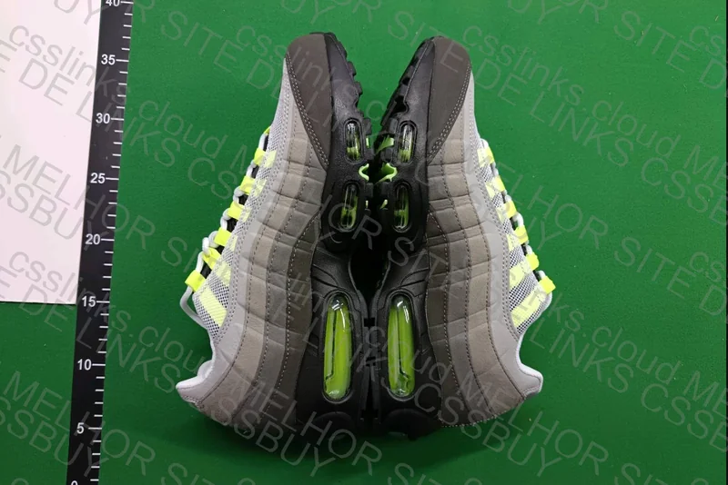 Air Max 95 Neon 3