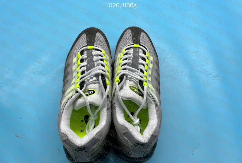 Air Max 95 Neon 7