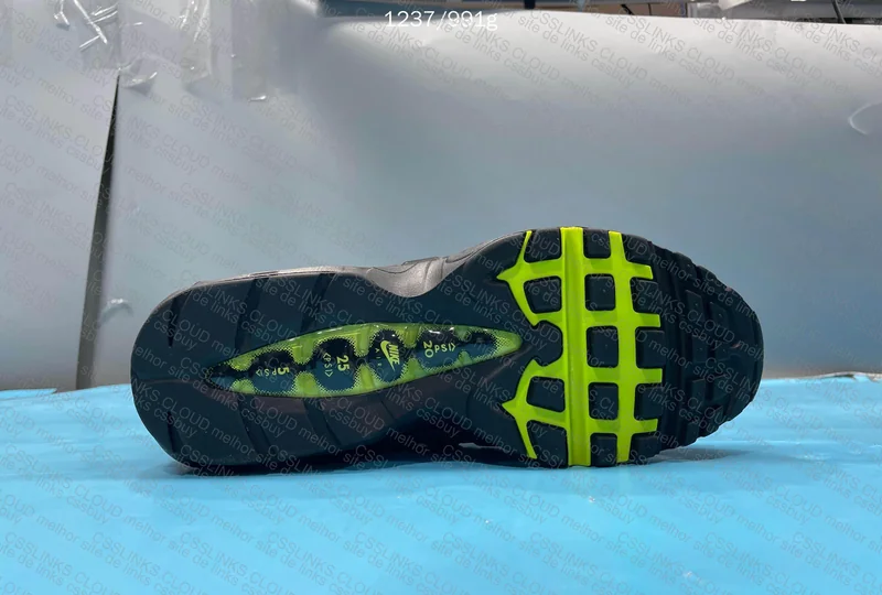Air Max 95 Neon B Grade 6