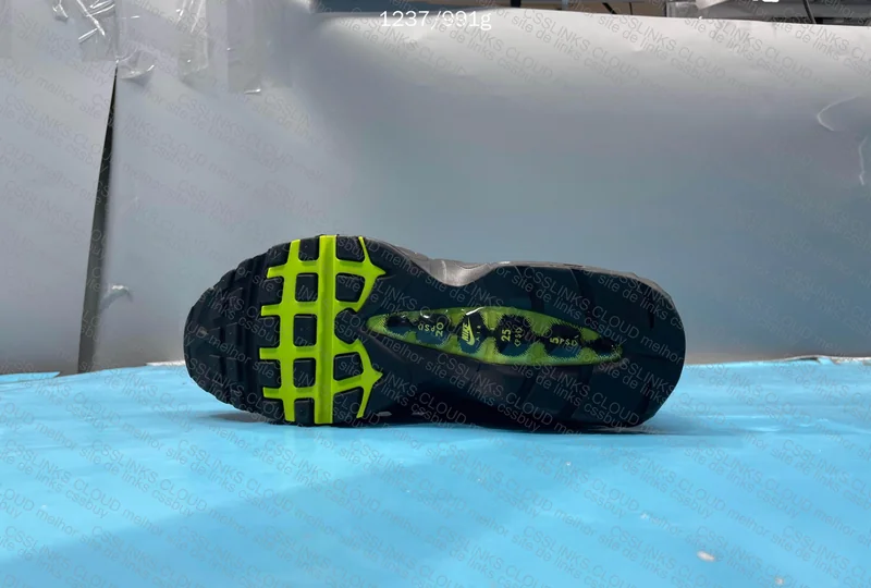 Air Max 95 Neon B Grade 7