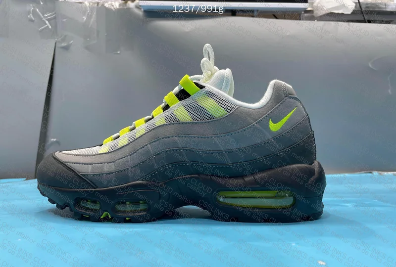 Air Max 95 Neon B Grade 9